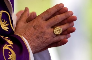Fisherman's ring seen on Pope Benedict XVI's hand
