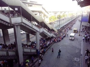 The queue at an MRT station in Manila