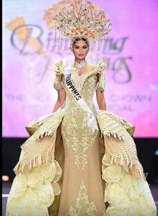 Pia Wurtbach's national costume for Miss Universe pageant