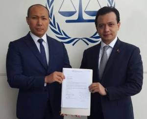 7990EB8F-94C8-470E-9BEA-1B67825BA8DE